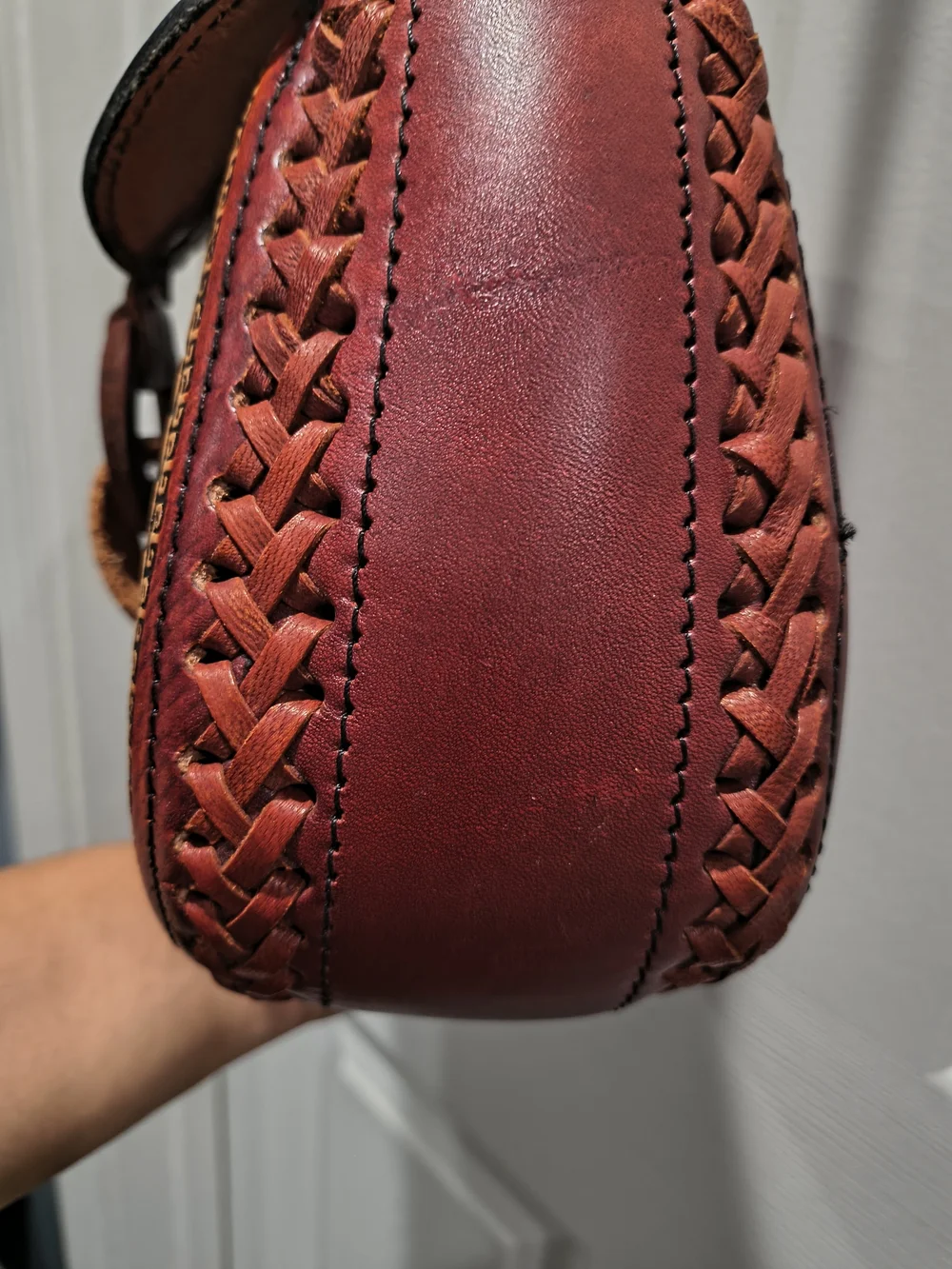 N/A handcrafted red